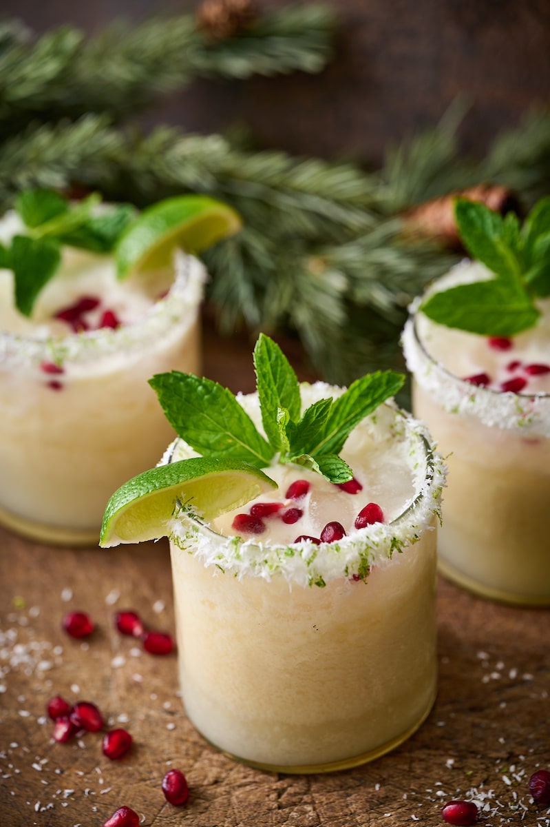white christmas margaritas_holiday cocktails