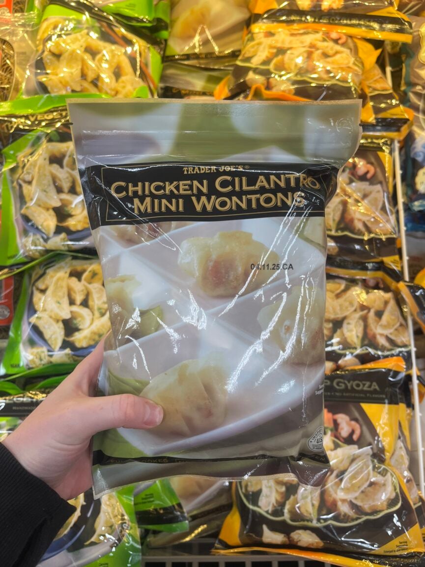 chicken cilantro wontons_best trader joe's frozen foods