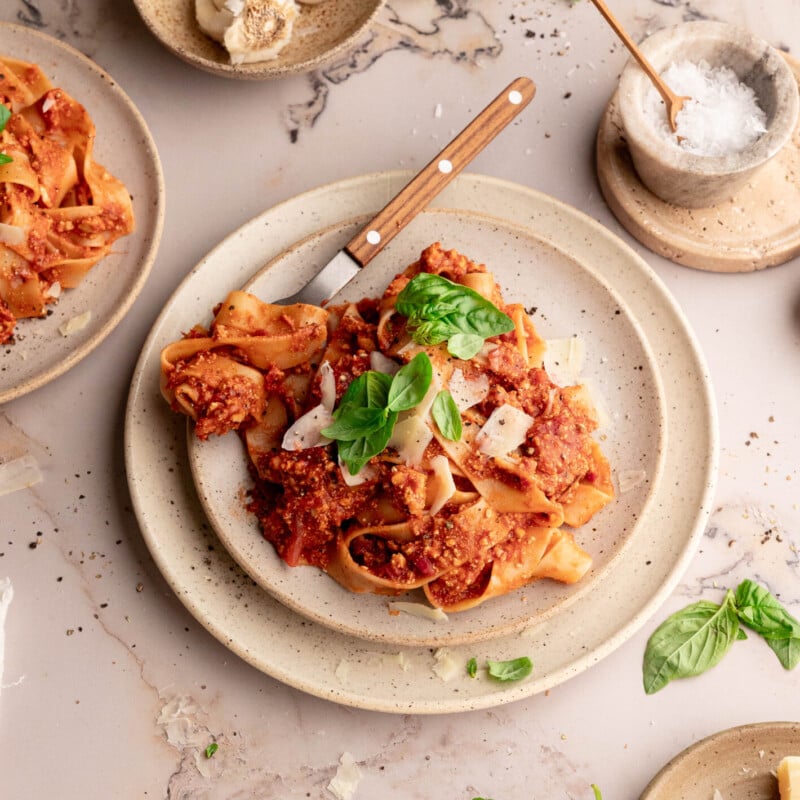 vegan mushroom bolognese