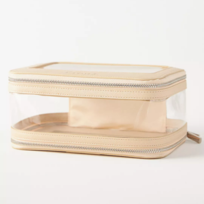 Etoile clear travel case.