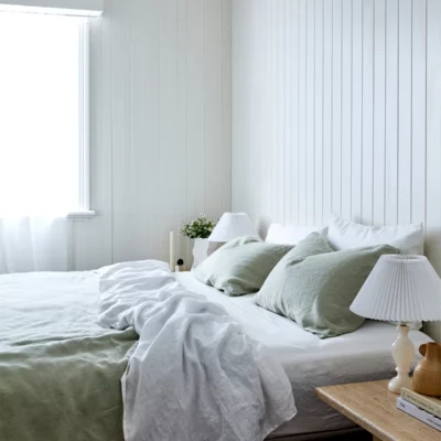Bed Threads White Linen Sheet Set