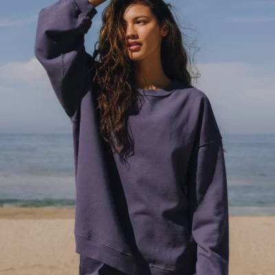 crew neck sweatshirt