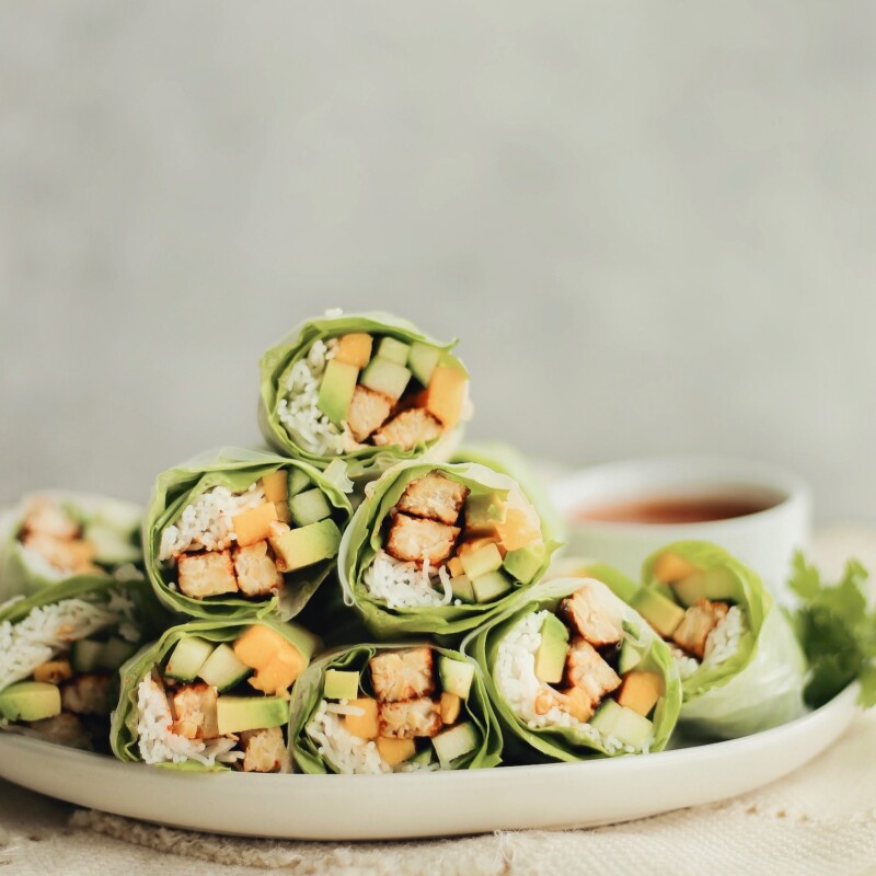 honey sriracha tempeh rolls