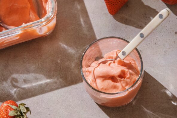strawberry no churn fruit sorbet_strawberry dessert recipes
