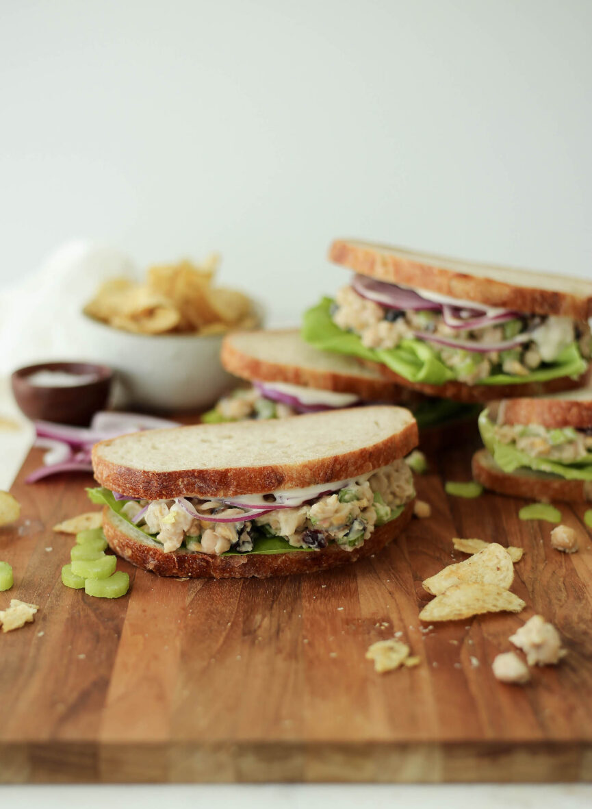 Sanduíches de Salada de Grão-de-bico