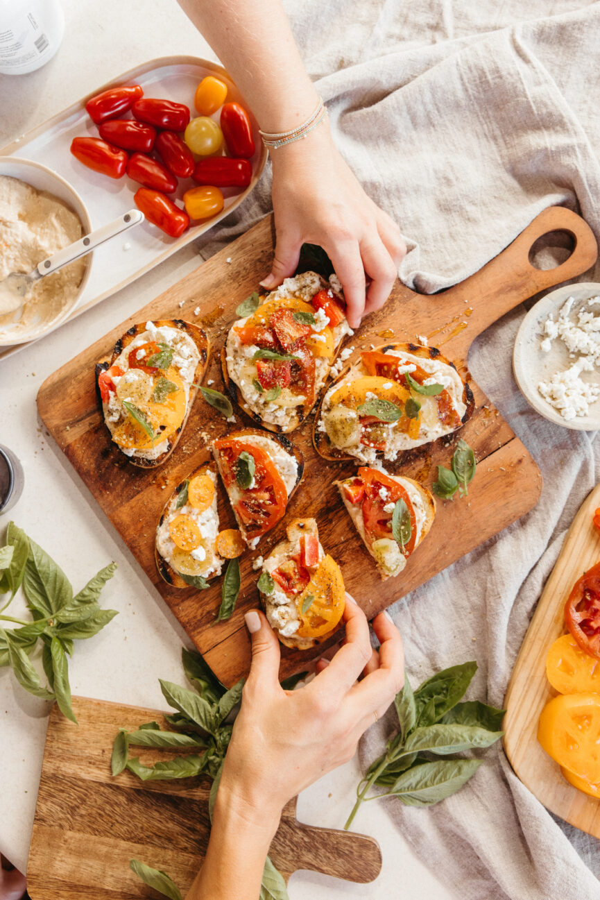 Hummus Toast With Tomatoes, Feta, and Za’atar
