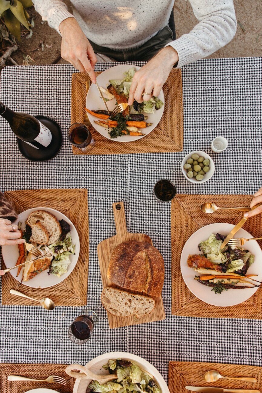 Cena de otoño de Betsy Sadler en Los Ángeles: acción de gracias, pollo