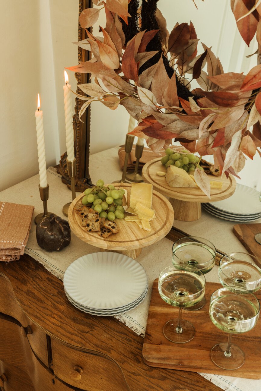 autumn buffet table