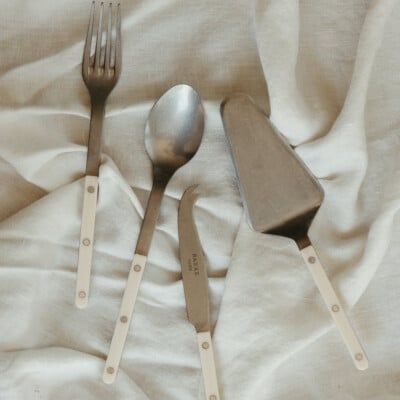 sabre serving utensils