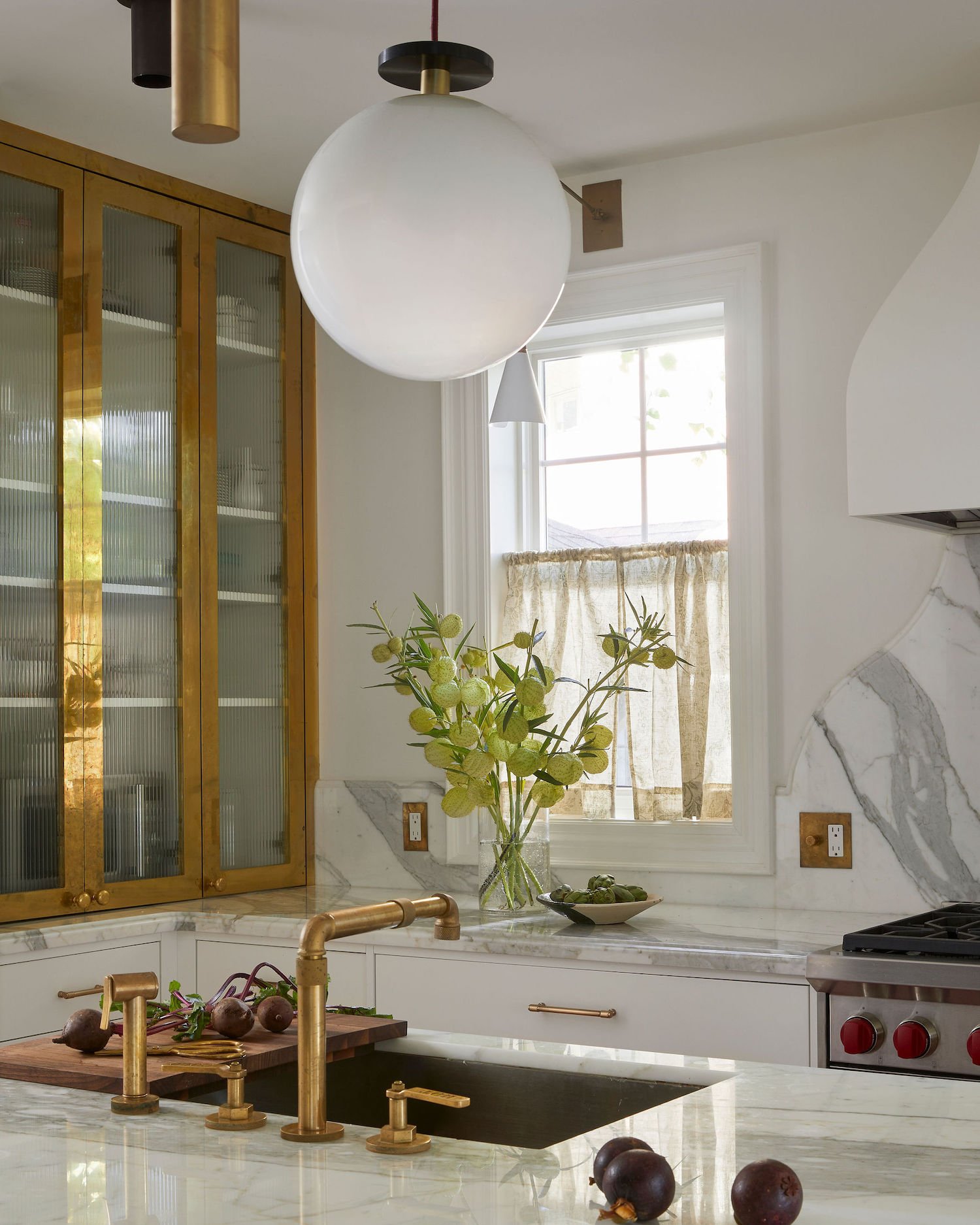 Sam Sacks on Creating an Open, Airy Kitchen