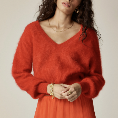 Brushed cashmere cropped V-neck sweater