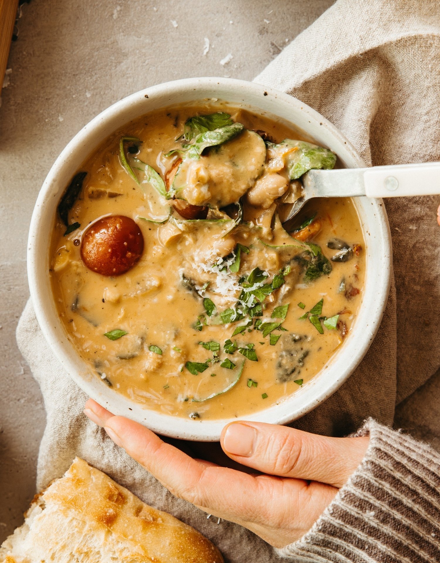 This Tomato and White Bean Soup Is the Cozy Dinner I’m Leaning On Right Now