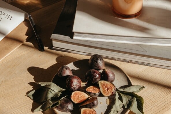 figs on a plate