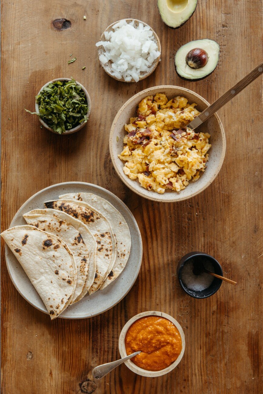 bacon egg avocado breakfast tacos