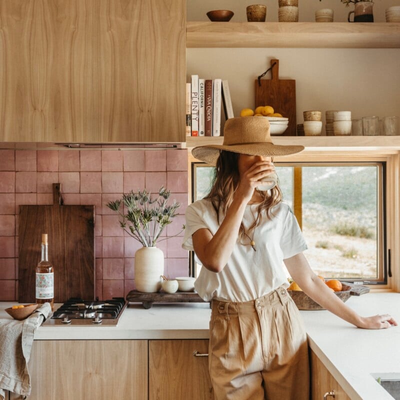 phone free morning routine coffee2