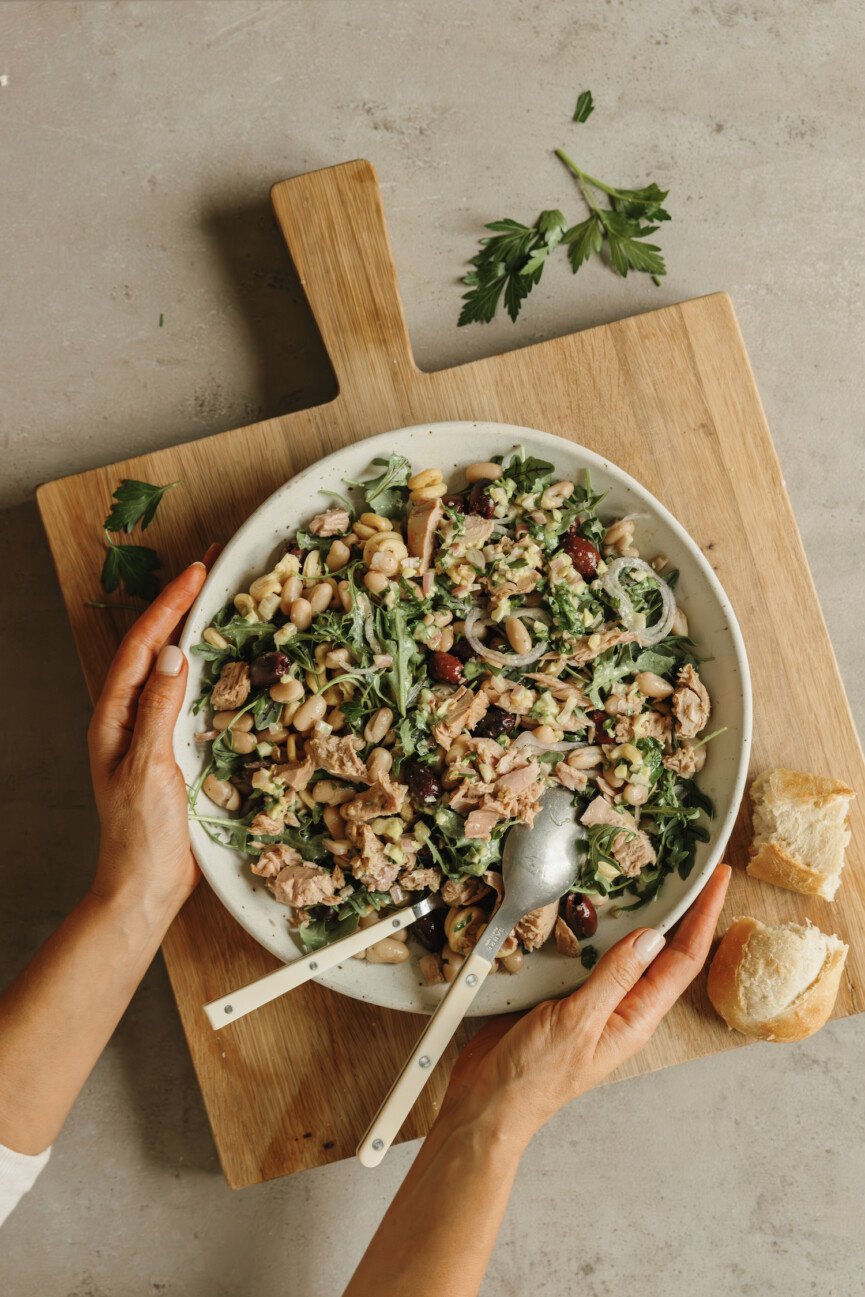 mediterranean tuna white bean salad