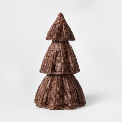 Scalloped Rattan Christmas Tree, Large