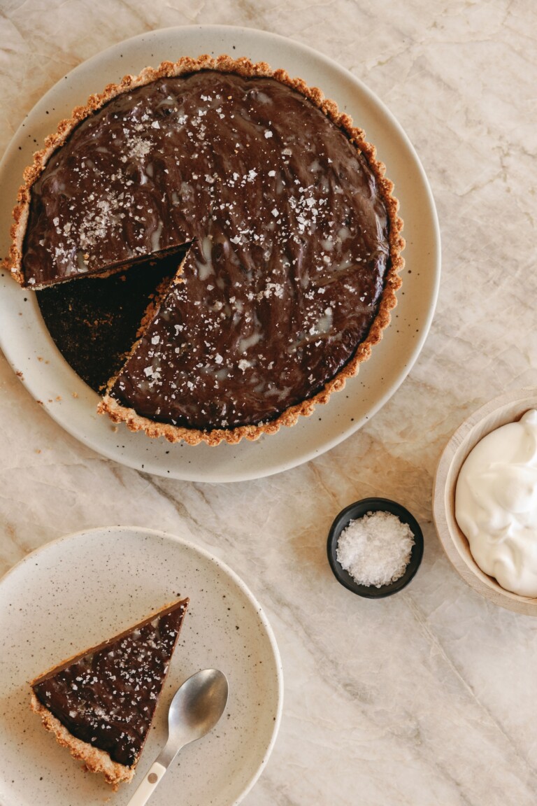 salted chocolate date tart9