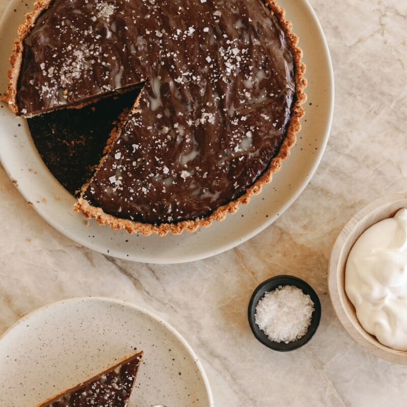 salted chocolate date tart9