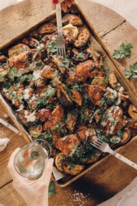 sheet pan chicken sweet potatoes tahini sauce