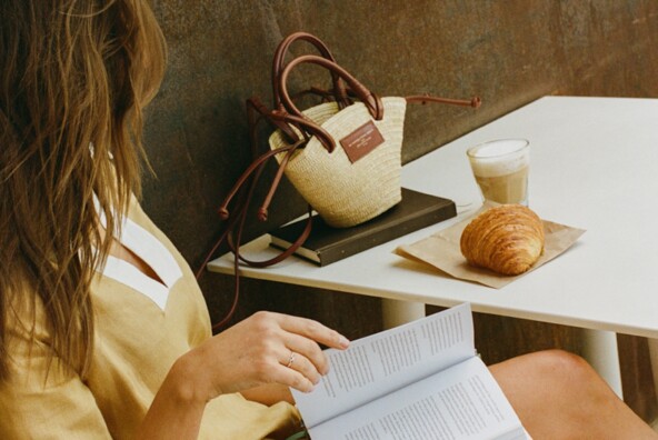 Camille Styles reading best memoirs by women.