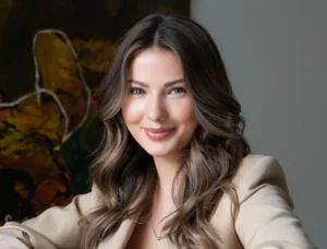 Mimi Bouchard