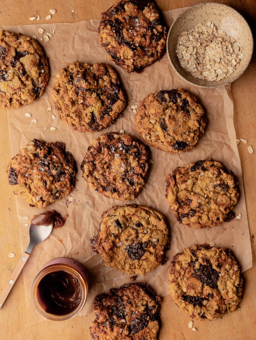 date and salted caramel cookies