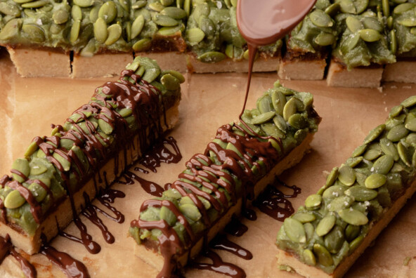easy pumpkin seed bars with pumpkin seed butter